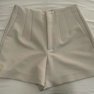 ZARA Medium short